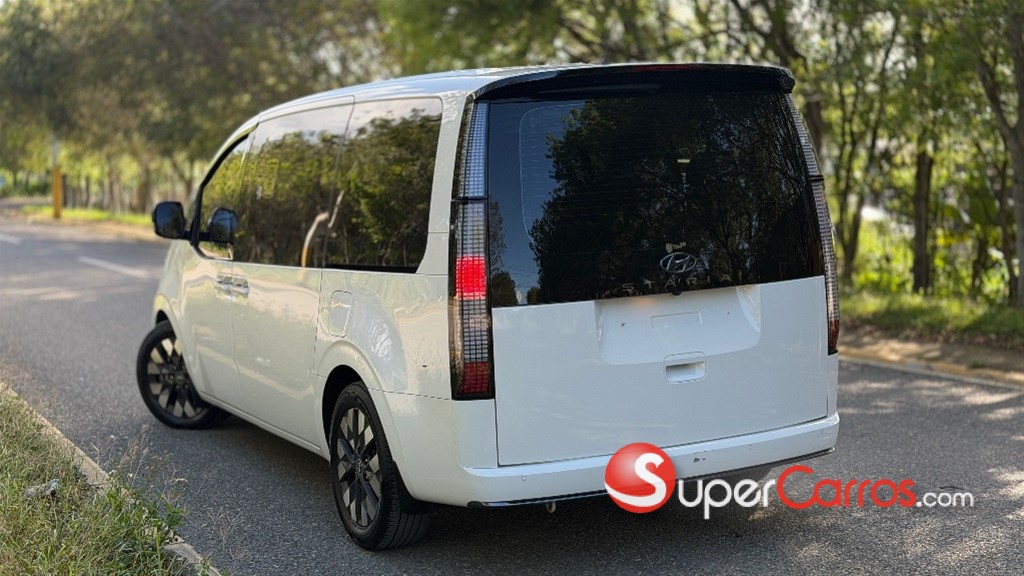 2022 Hyundai Staria — foto 4 / 11
