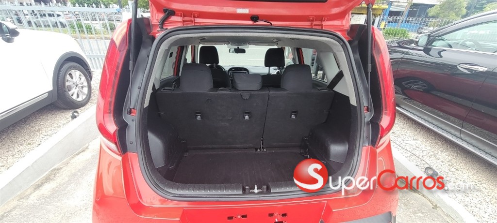 2020 Kia Soul — foto 2 / 9
