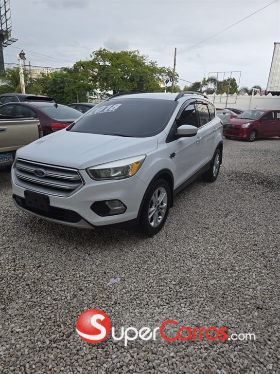 2018 Ford Escape — foto 3 / 6