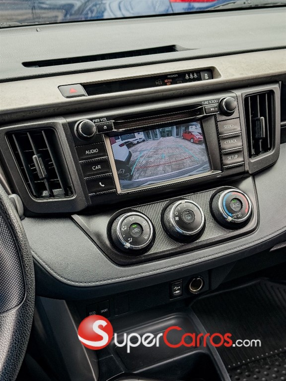 2018 Toyota RAV4 LE — foto 4 / 10