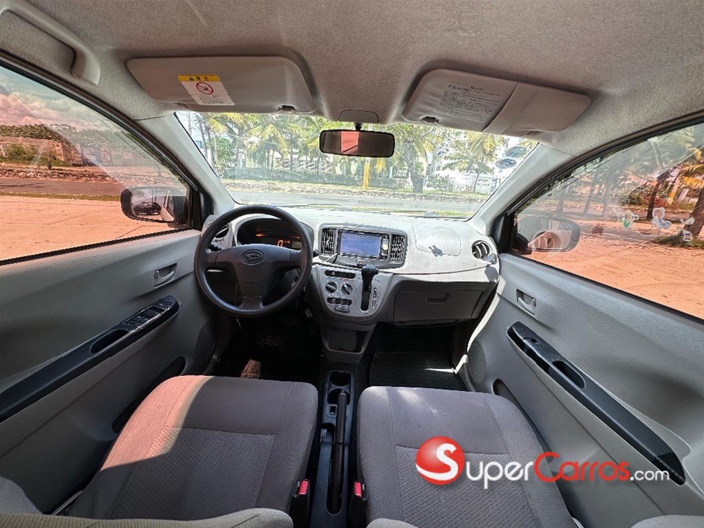 2015 Daihatsu Mira — foto 5 / 11