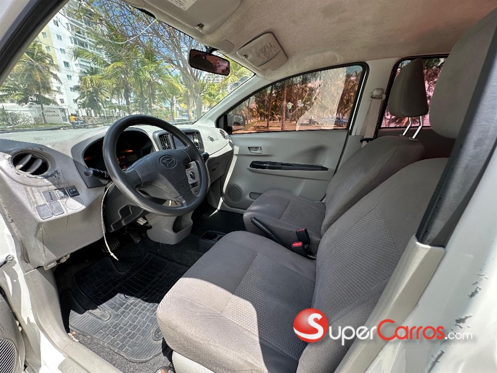 2015 Daihatsu Mira — foto 8 / 11