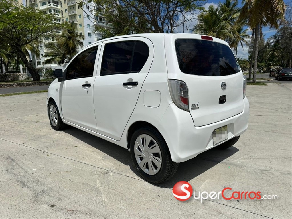 2015 Daihatsu Mira — foto 9 / 11