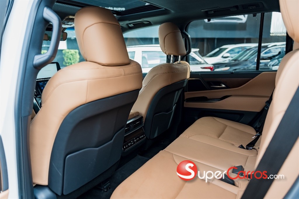 2024 Lexus LX 600 Luxury — foto 9 / 12