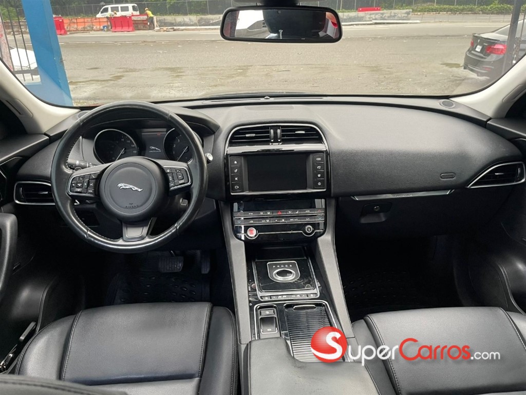2018 Jaguar F-Pace — foto 7 / 10