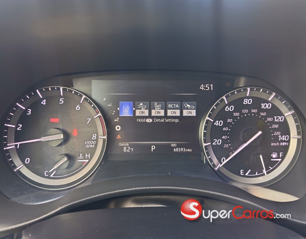 2020 Toyota Highlander XLE — foto 10 / 12