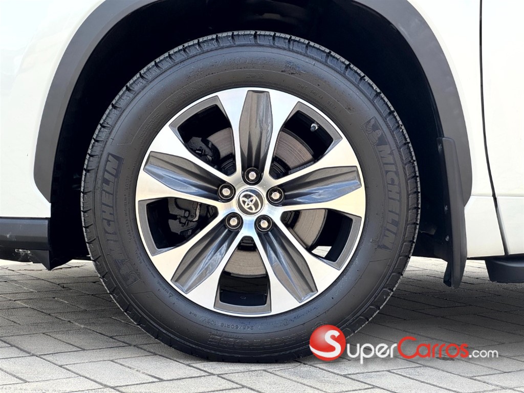 2020 Toyota Highlander XLE — foto 11 / 12