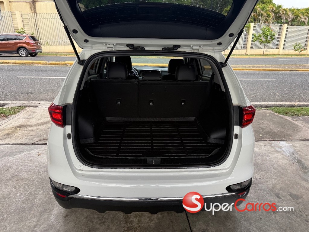 2020 Kia Sportage LX — foto 6 / 11