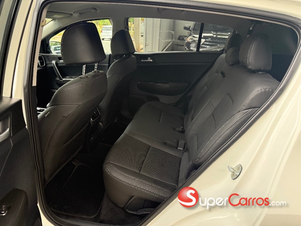 2020 Kia Sportage LX — foto 7 / 11