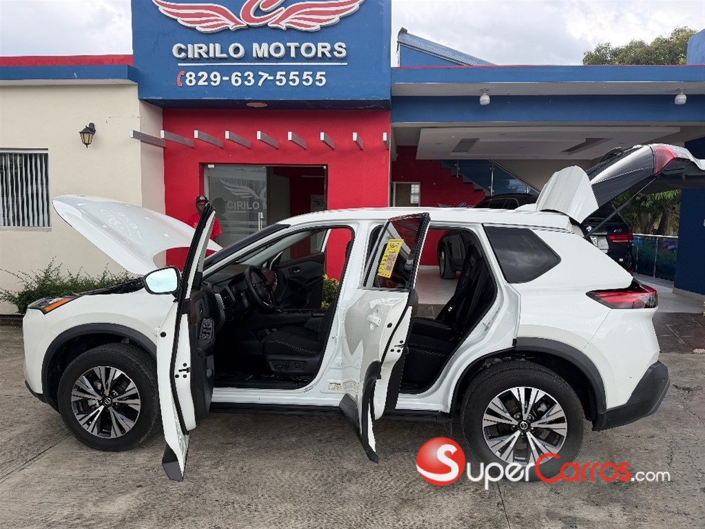 2021 Nissan Rogue SV — foto 12 / 12
