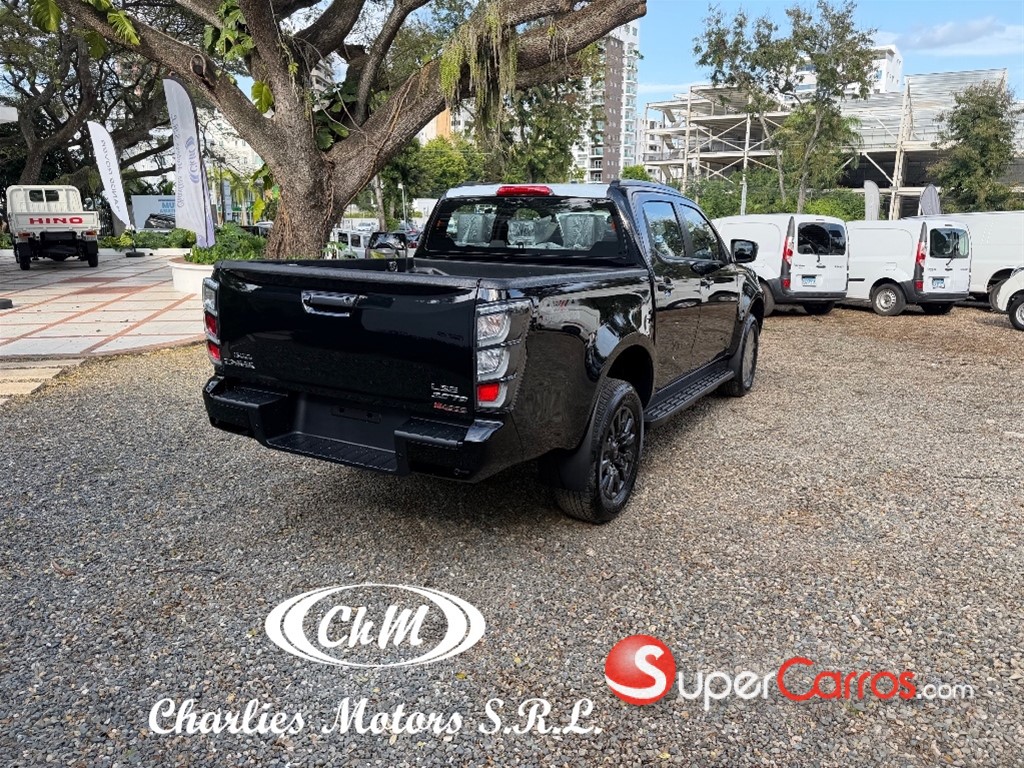 2027 Isuzu DMAX LSE — foto 3 / 10