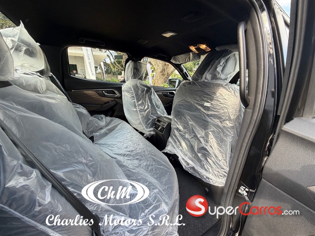 2027 Isuzu DMAX LSE — foto 8 / 10