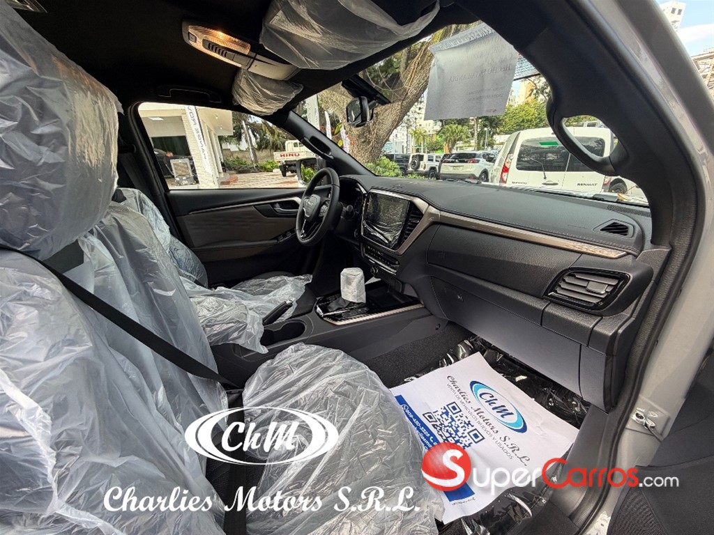 2027 Isuzu DMAX LSE — foto 7 / 10