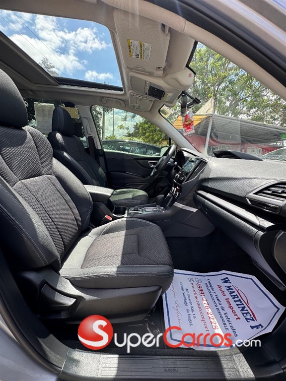 2020 Subaru Forester Premium — foto 8 / 10
