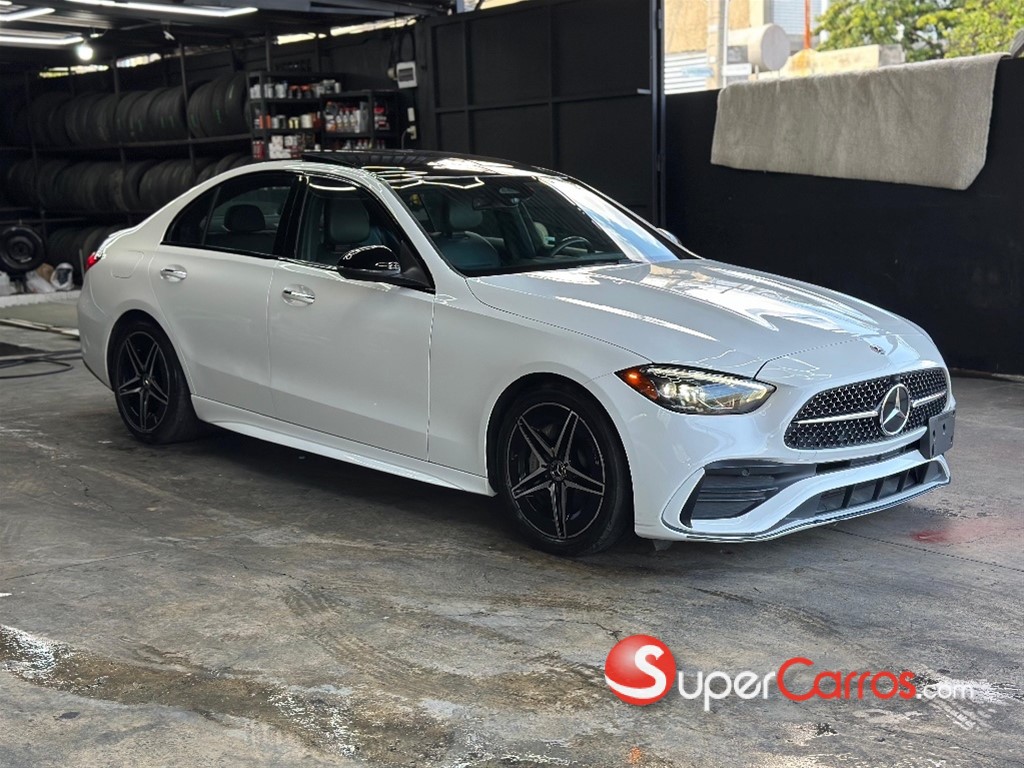 2022 Mercedes-Benz Clase C 300 AMG — foto 2 / 10