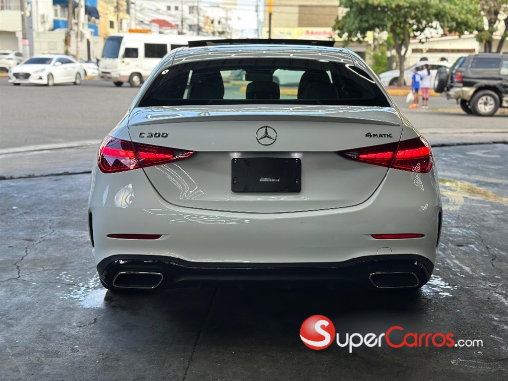 2022 Mercedes-Benz Clase C 300 AMG — foto 4 / 10