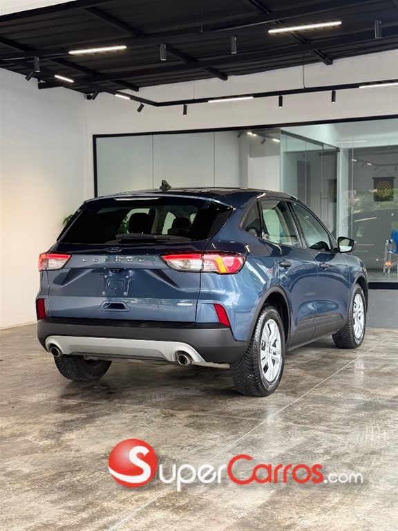 2020 Ford Escape — foto 6 / 11