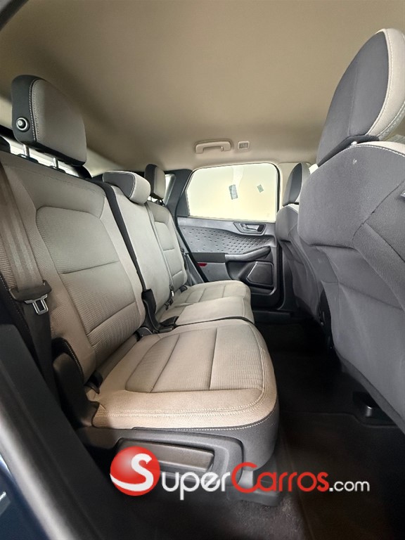 2020 Ford Escape — foto 11 / 11