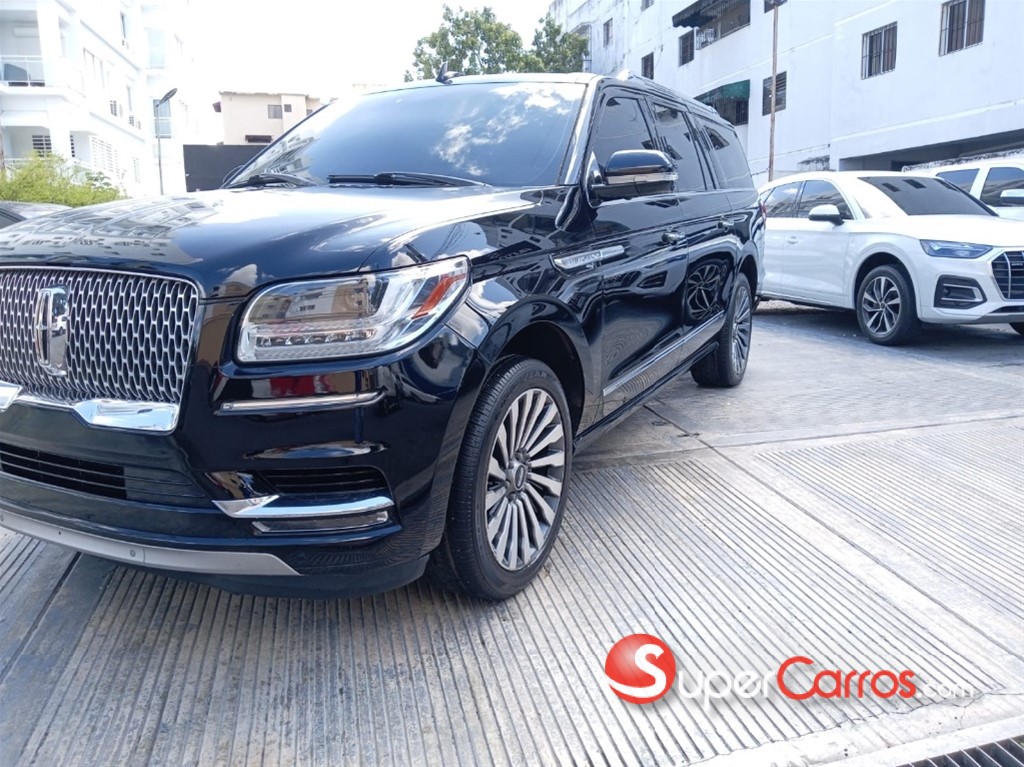 2019 Lincoln Navigator — foto 2 / 12