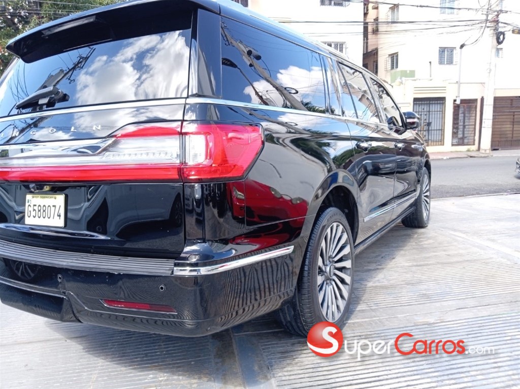 2019 Lincoln Navigator — foto 5 / 12