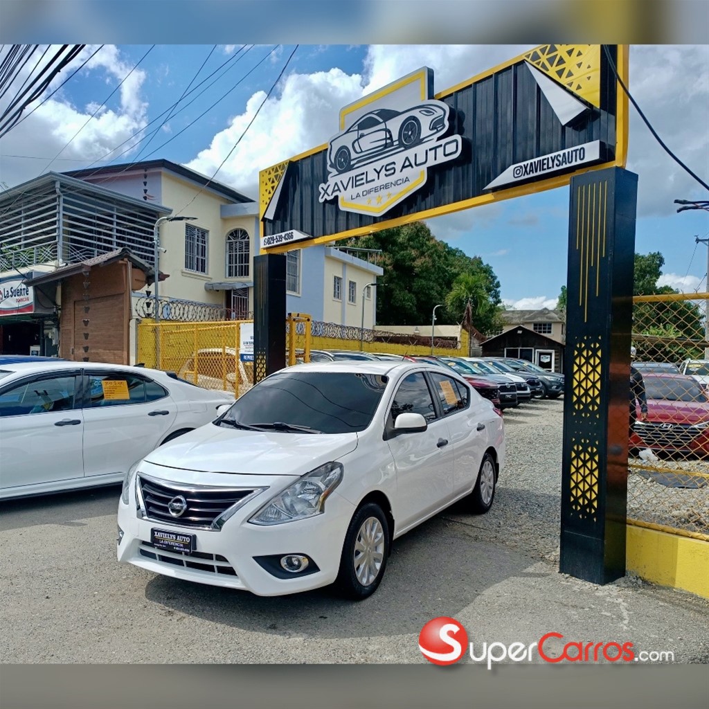 2018 Nissan Versa SV