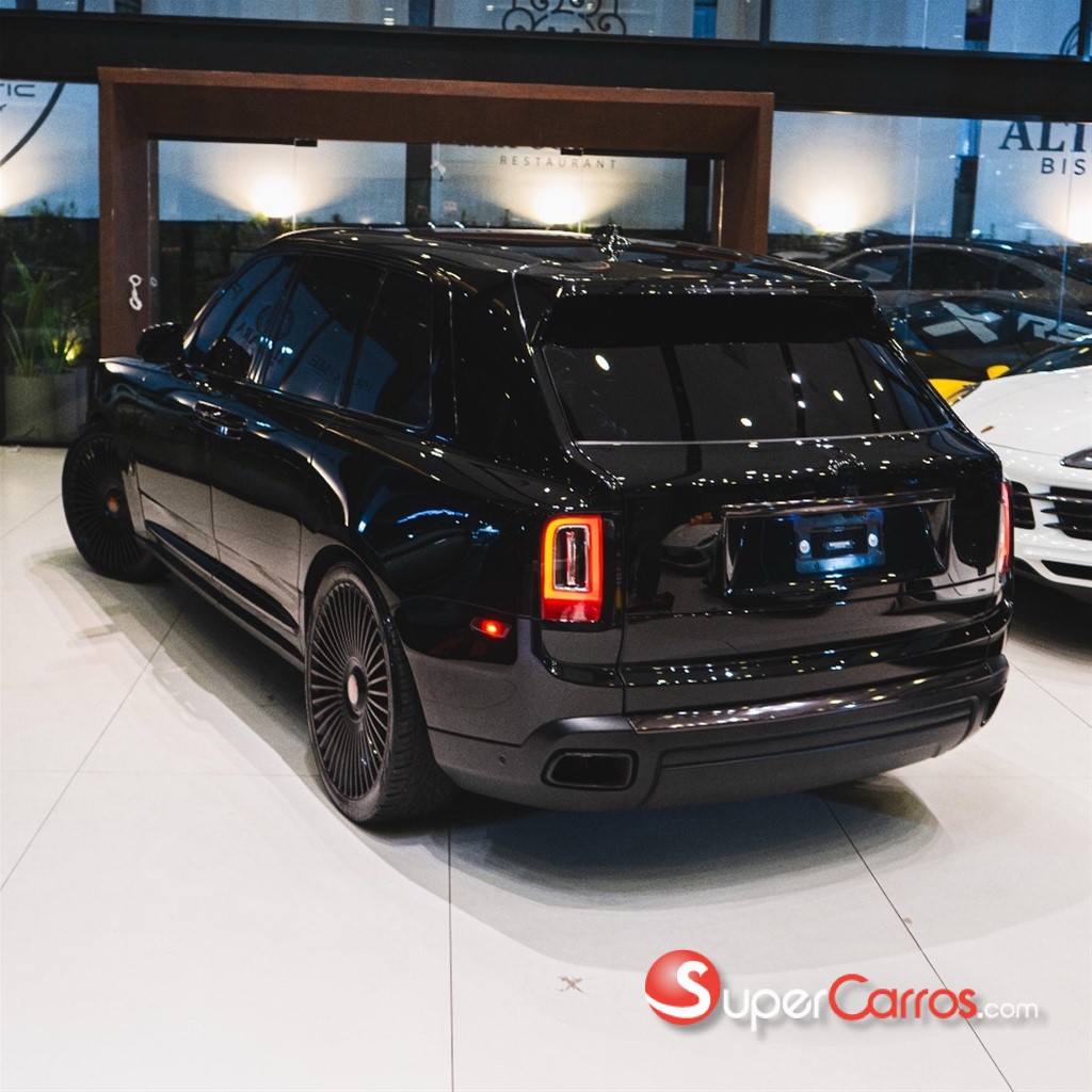 2022 Rolls Royce Cullinan — foto 5 / 12