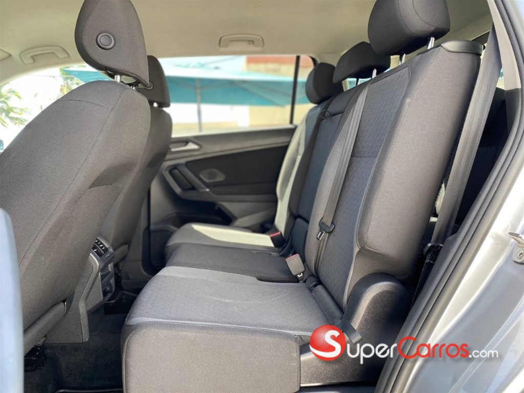 2020 Volkswagen Tiguan — foto 7 / 12