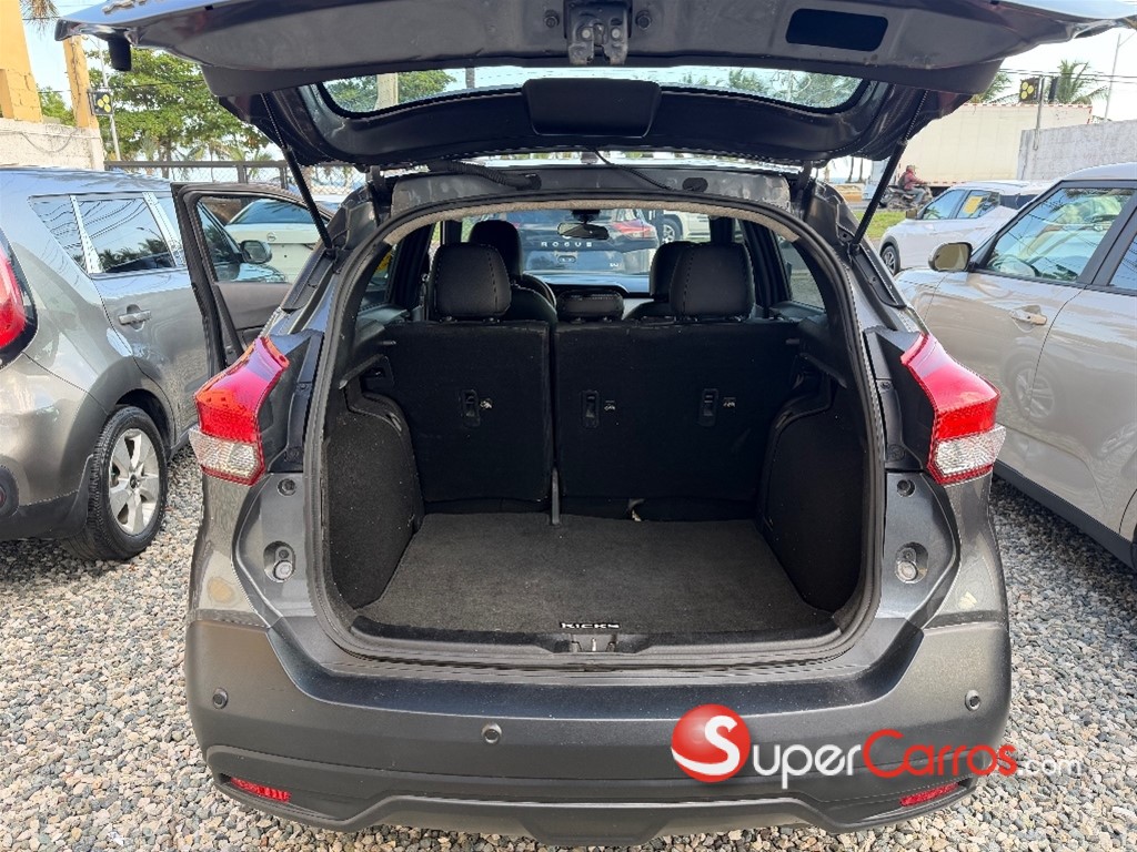 2020 Nissan Kicks — foto 7 / 8