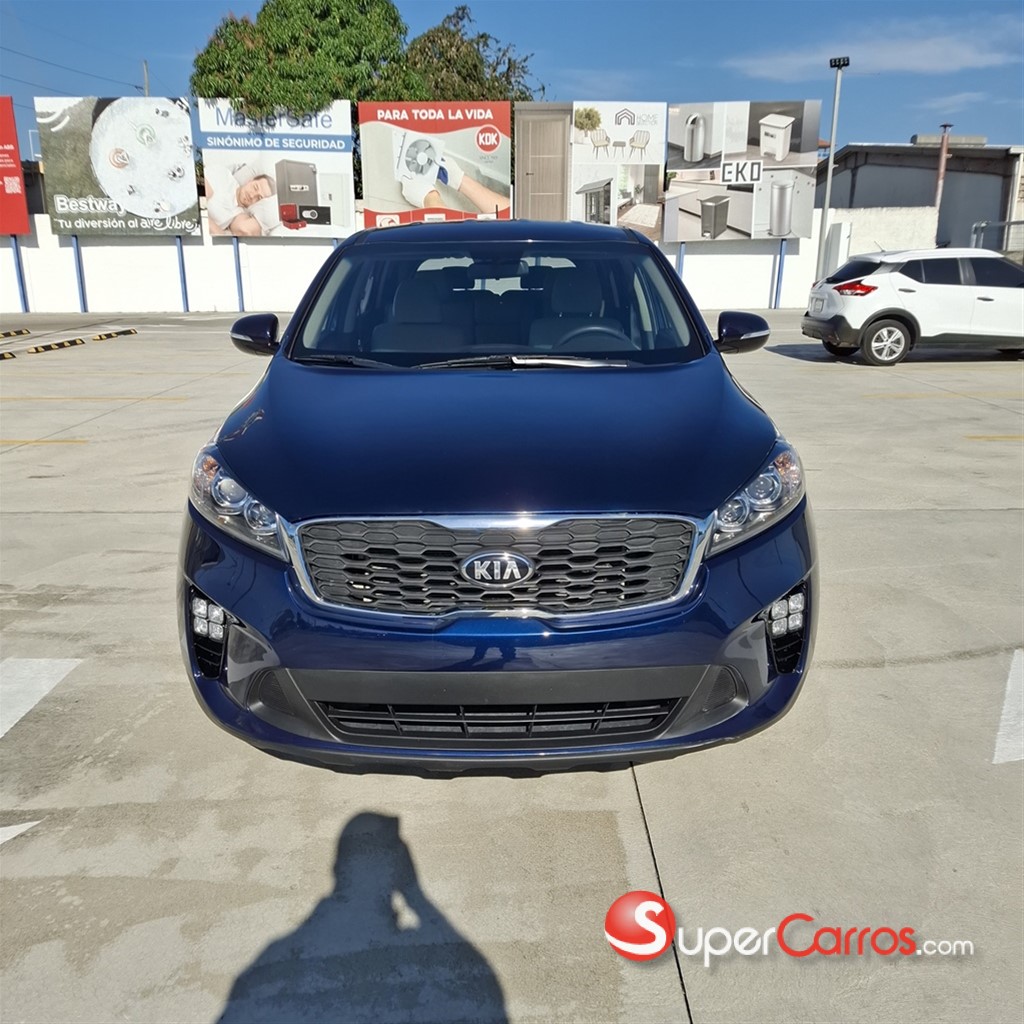 2020 Kia Sorento LX — foto 2 / 12