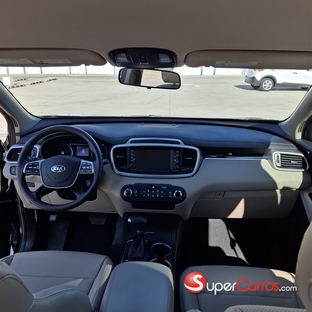 2020 Kia Sorento LX — foto 10 / 12