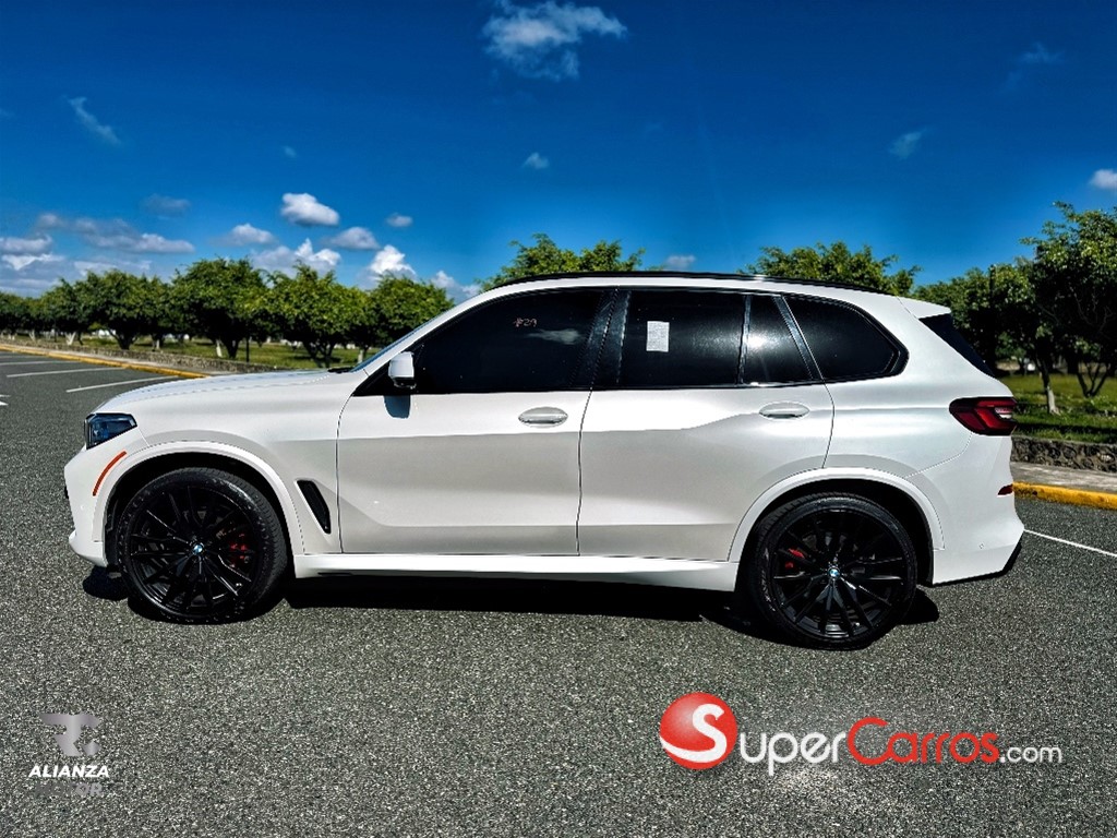 2022 BMW X 5 40i — foto 4 / 12