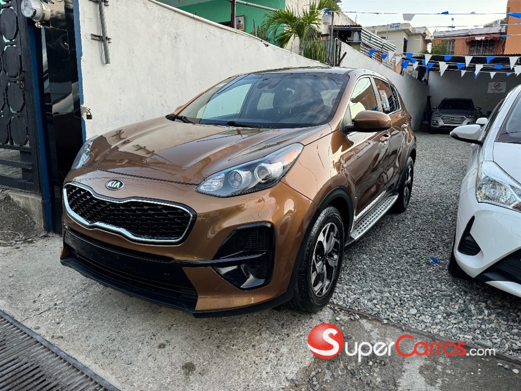 2021 Kia Sportage LX — foto 2 / 12