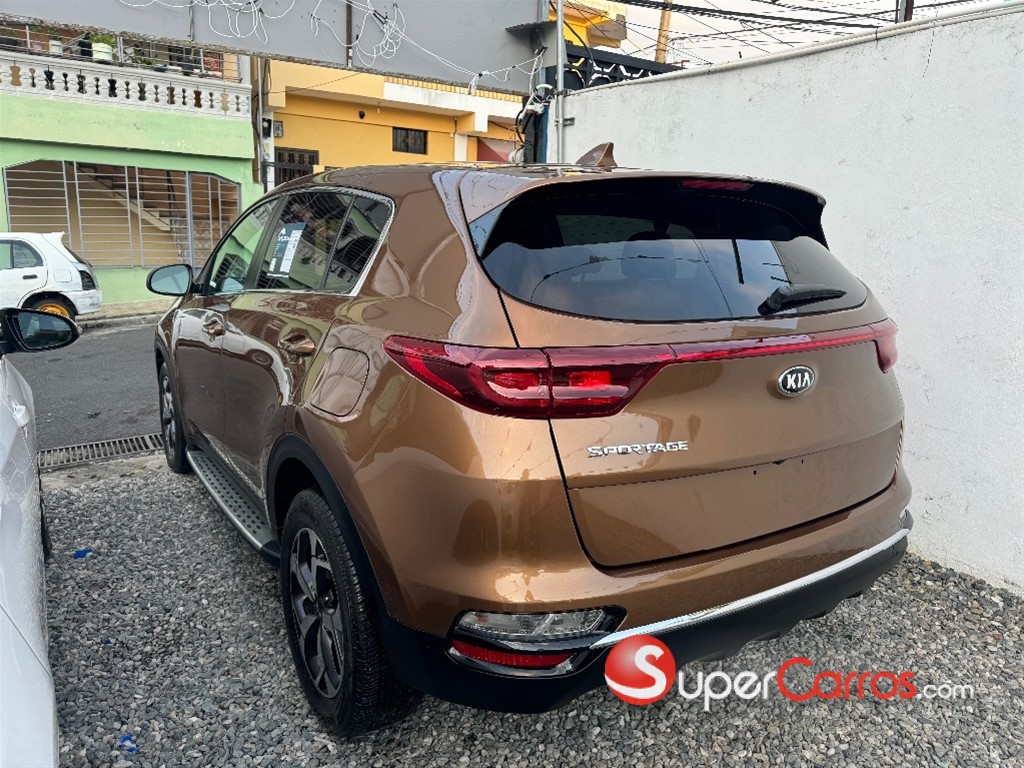 2021 Kia Sportage LX — foto 3 / 12