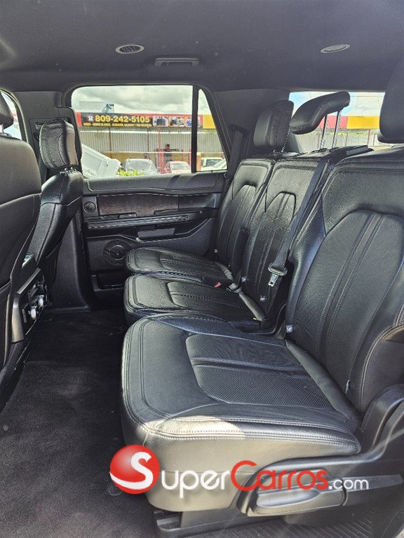 2020 Ford Expedition Limited — foto 10 / 12