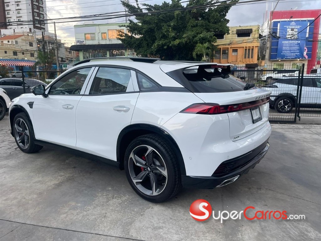 2026 Bestune B70 S — foto 3 / 12