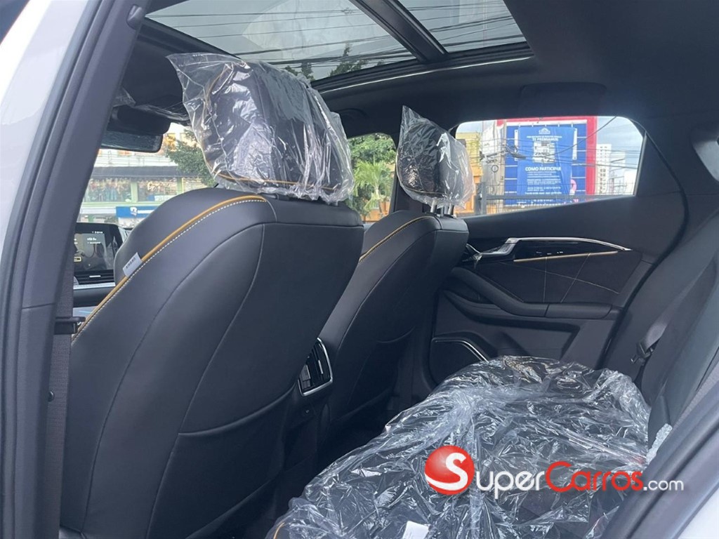 2026 Bestune B70 S — foto 7 / 12