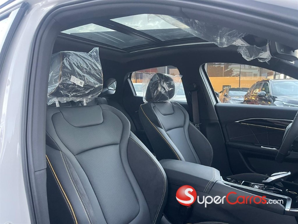 2026 Bestune B70 S — foto 10 / 12