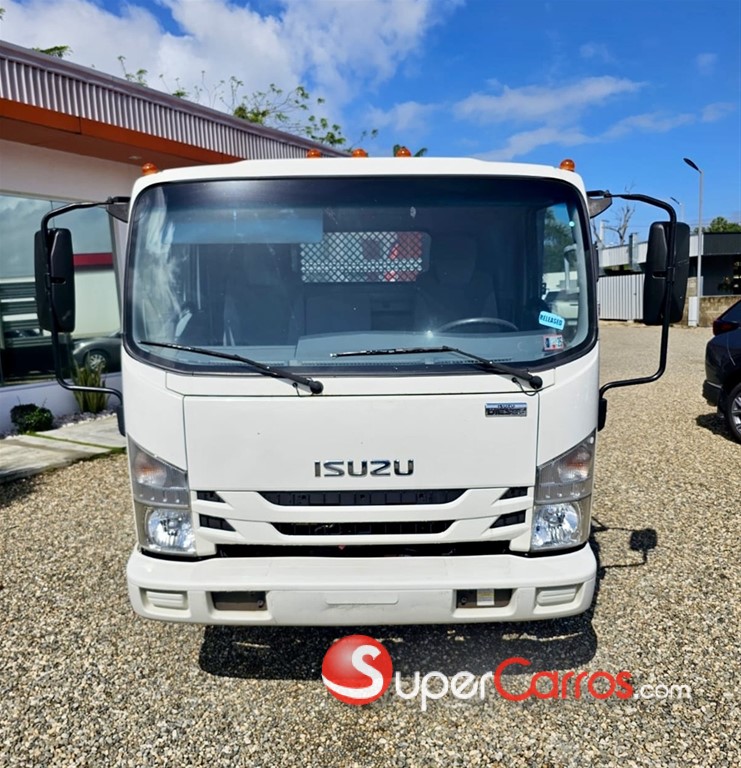 2016 Isuzu NPR 18 Pies