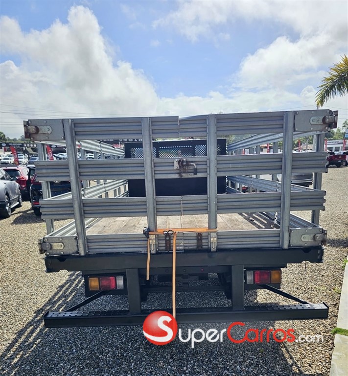 2016 Isuzu NPR 18 Pies — foto 5 / 8