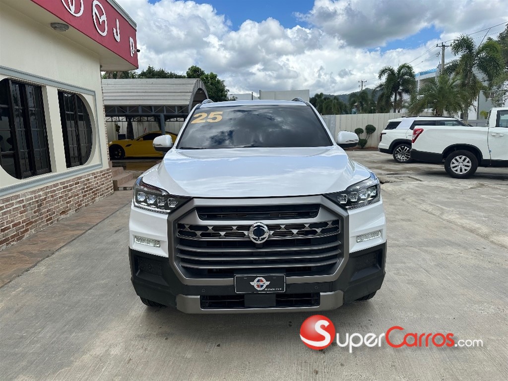 2025 KGM Musso LIMITED — foto 2 / 10