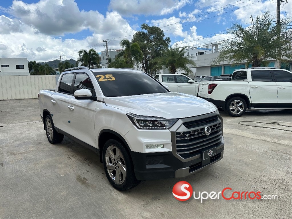 2025 KGM Musso LIMITED — foto 3 / 10