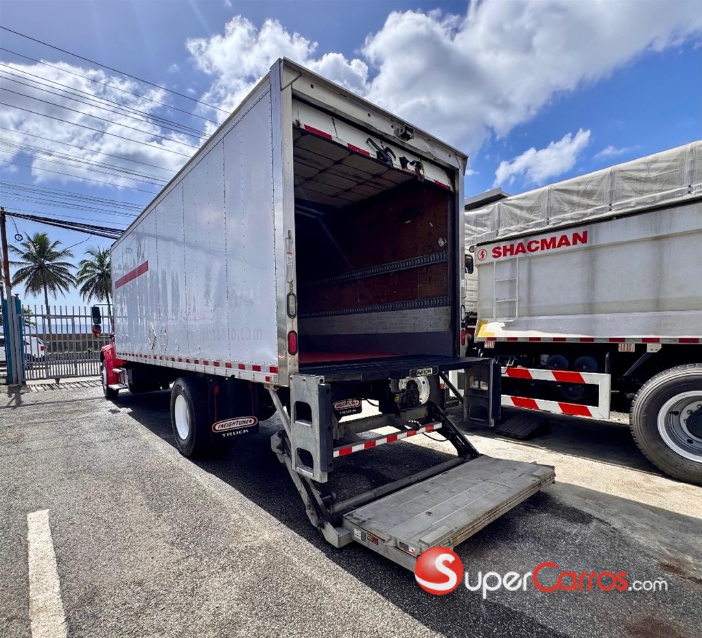 2015 Freightliner M2-106 — foto 5 / 12