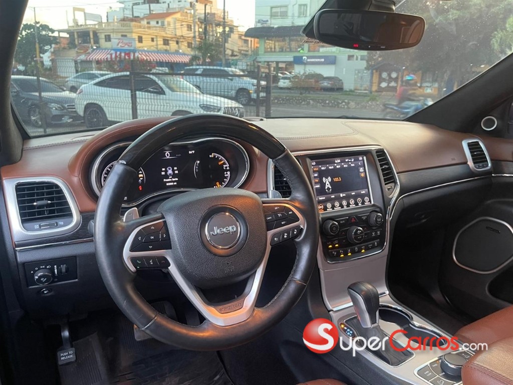 2018 Jeep Grand Cherokee SUMMIT — foto 9 / 12