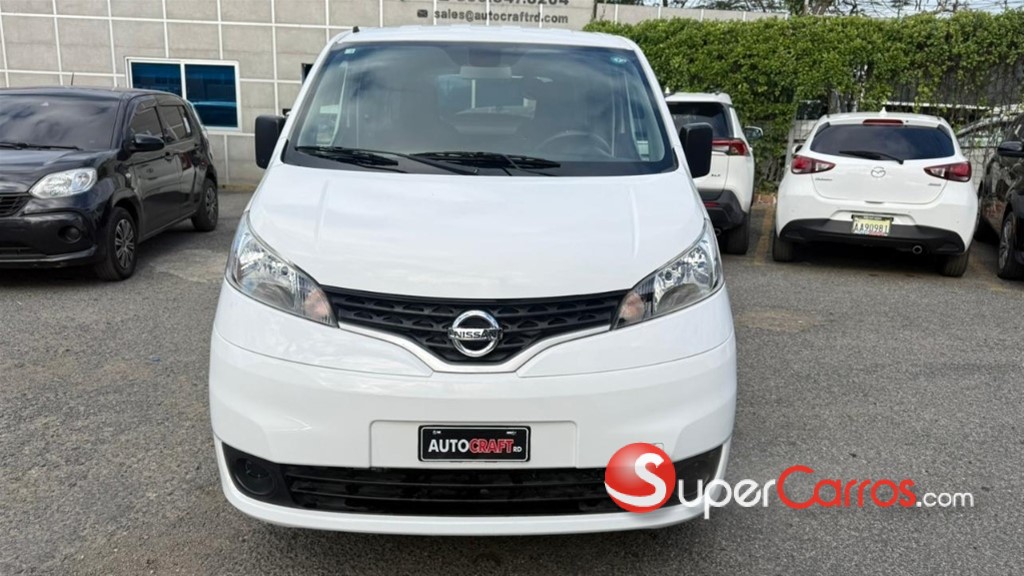 2020 Nissan NV 200 — foto 2 / 12