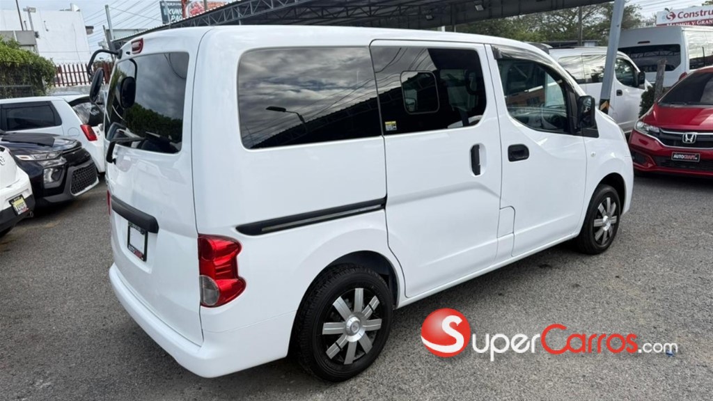 2020 Nissan NV 200 — foto 3 / 12