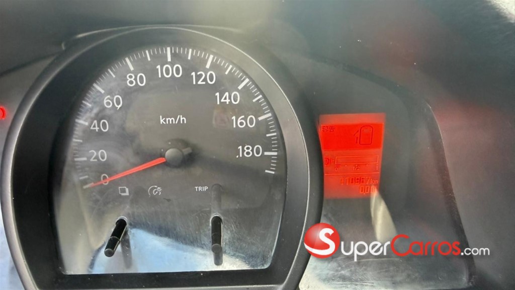 2020 Nissan NV 200 — foto 6 / 12