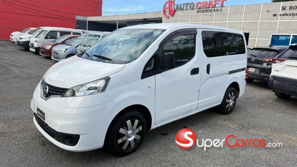 2020 Nissan NV 200 — foto 11 / 12