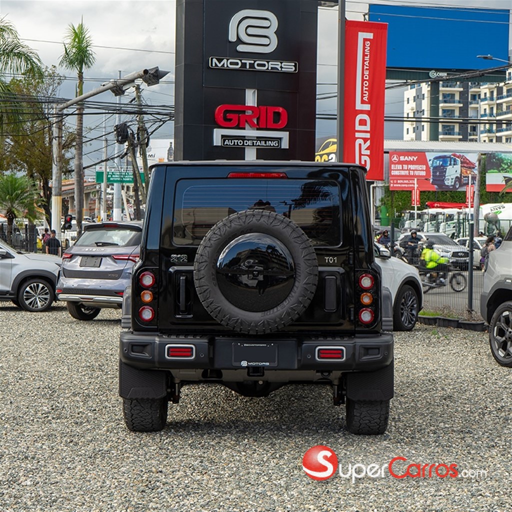 2026 212 T01 Officer Off-Road — foto 5 / 12