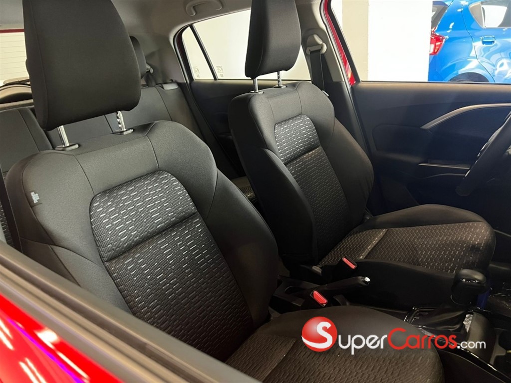 2026 Suzuki Swift GLX Hybrid — foto 5 / 8