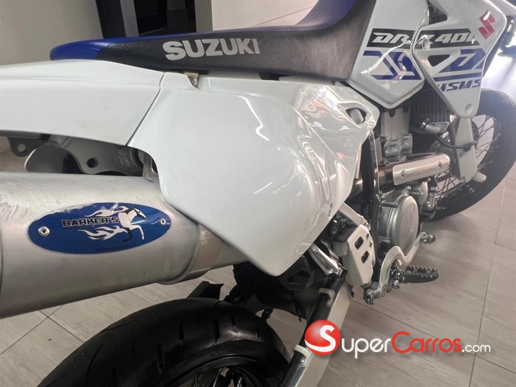 2019 Suzuki DRZ 400 SM — foto 8 / 10